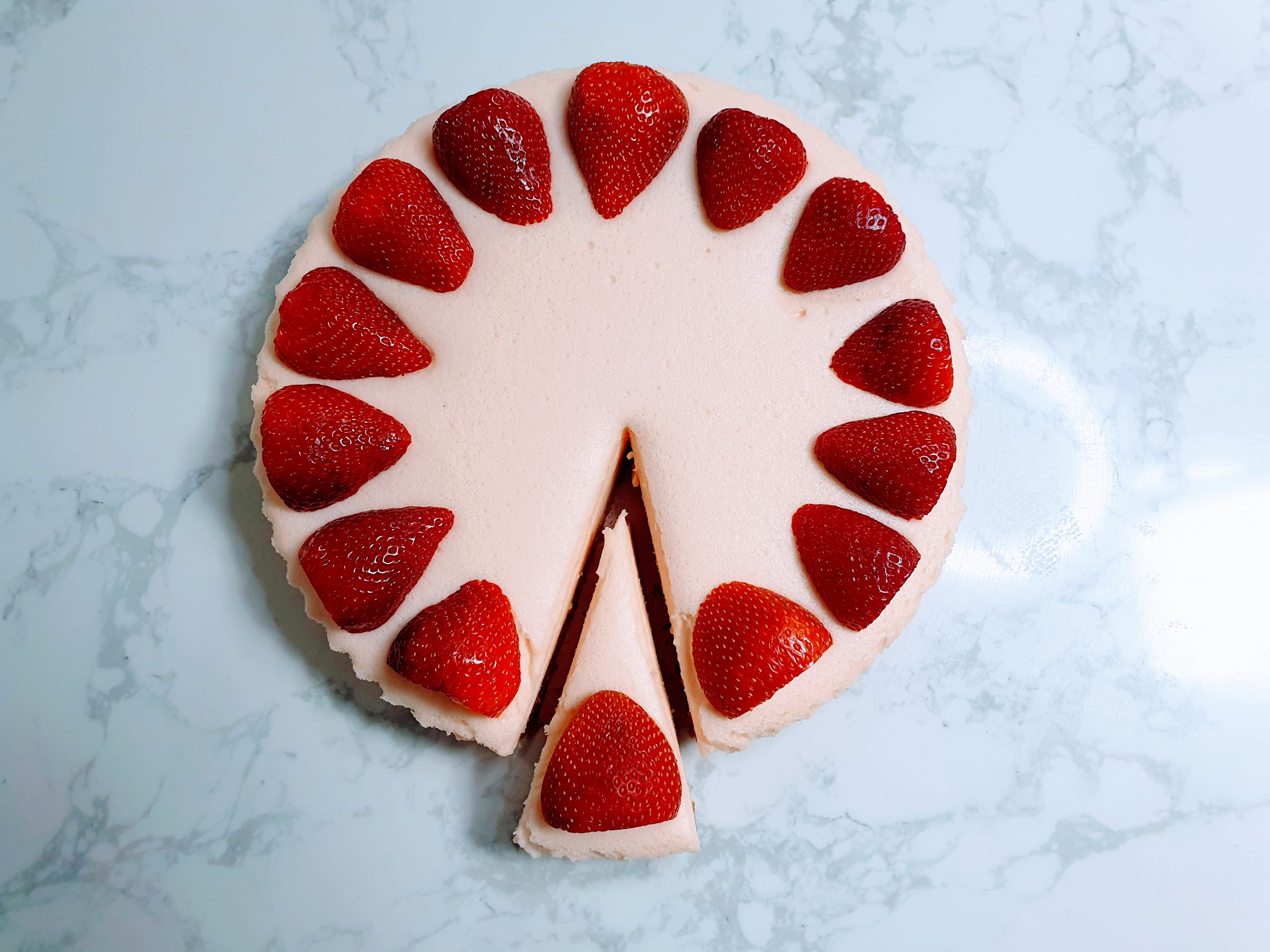 Strawberry Marshmallow Tart