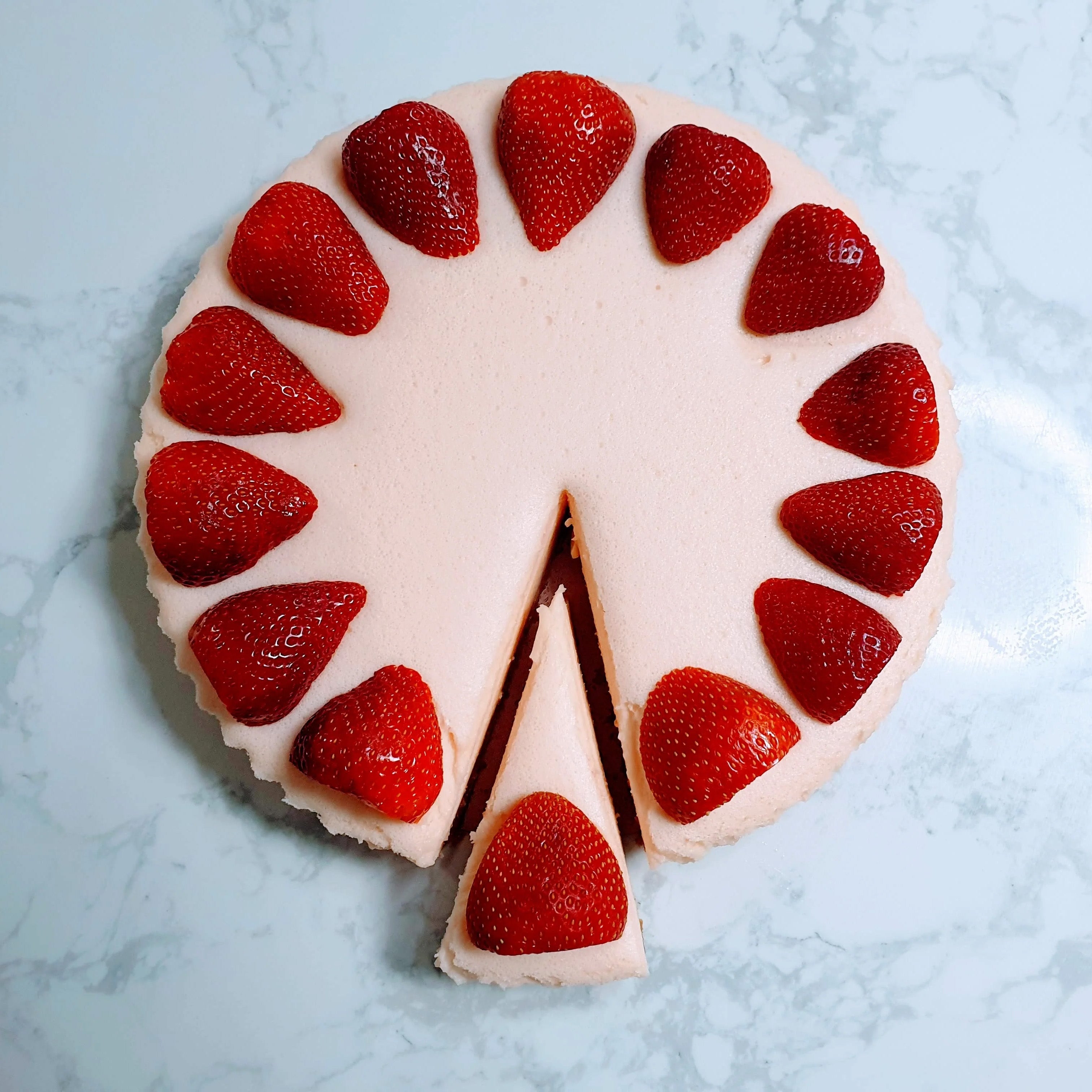 Scrumptious Strawberry Marshmallow Tart